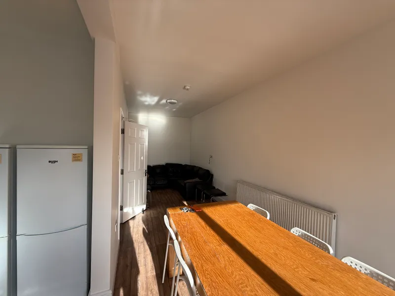 50 Clifford Street, 6 Bedroom student house NG7 3GU - Image 6